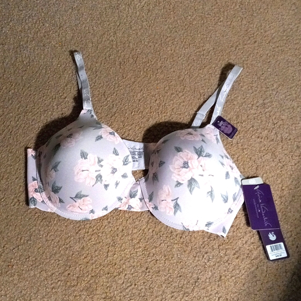 NWT Gloria Vanderbilt floral bra 40D